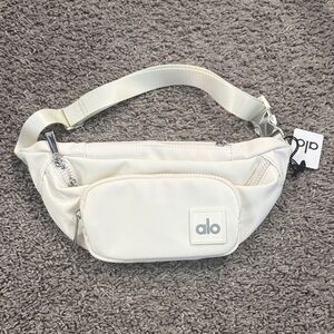 NWT Alo Fanny pack
